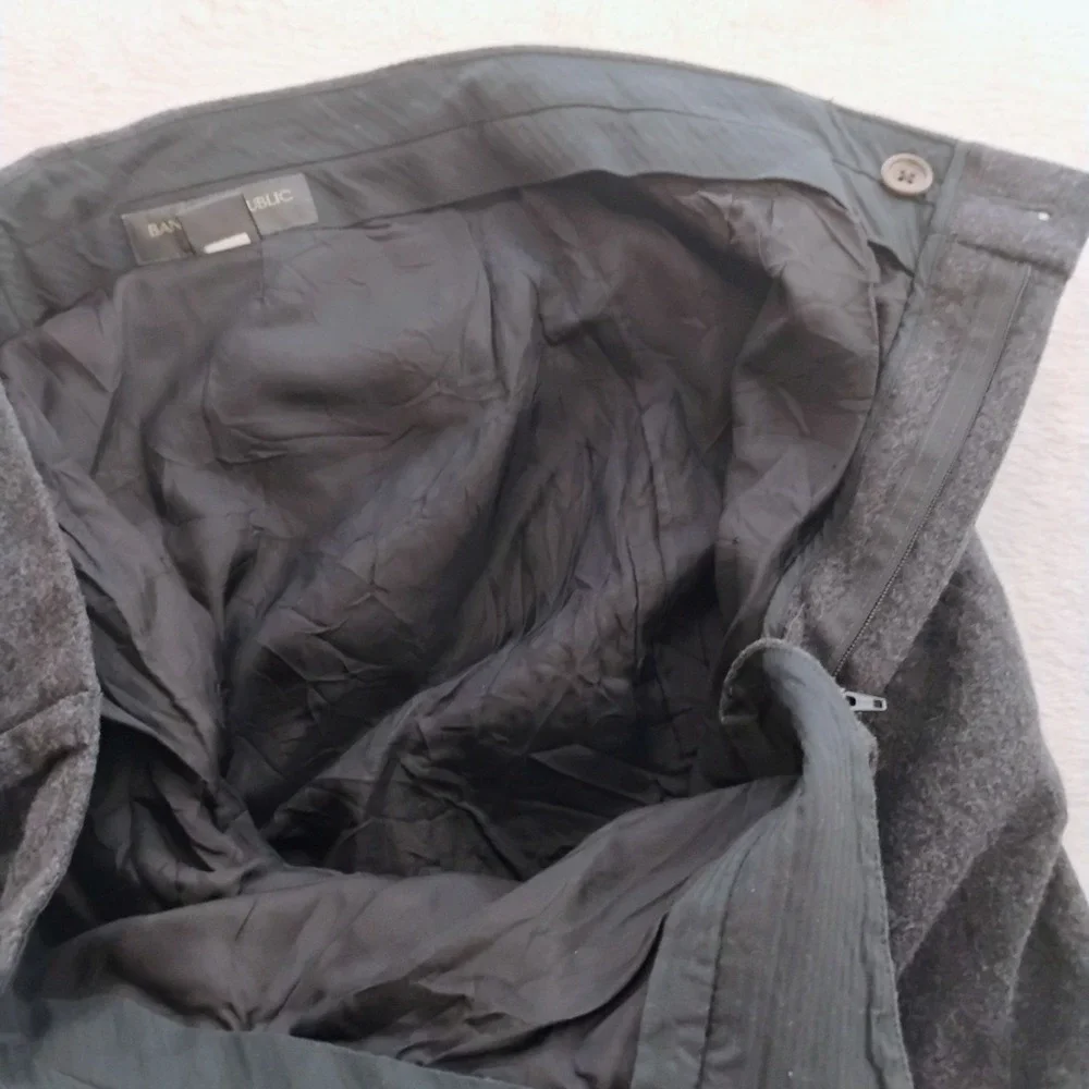 Banana Republic Mens 33x25 Black Wool Blend Emerson Straight Cargo Chino Pants